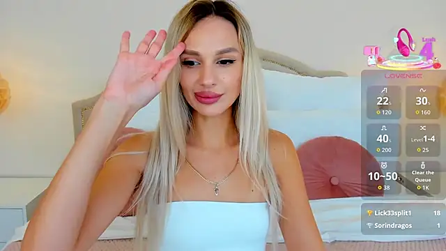 MissLoou online show from 22, 9, 2025