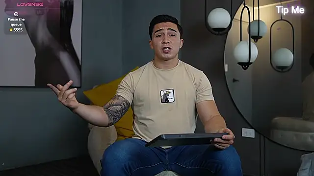 Ryan Hunt online show from 2, 3, 2025