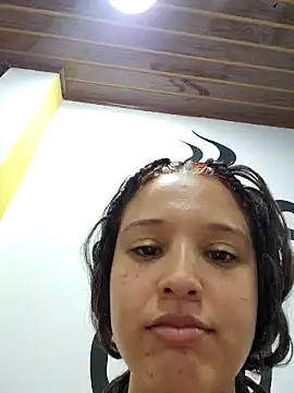 Snapshot of LorenRosse chatting on 31, 1, 2025 LorenRosse online show from 31, 1, 2025