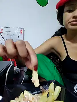 Snapshot of LorenRosse chatting on 16, 2, 2025 LorenRosse online show from 16, 2, 2025