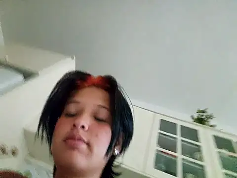 Snapshot of LorenRosse chatting on 25, 9, 2025 LorenRosse online show from 25, 9, 2025