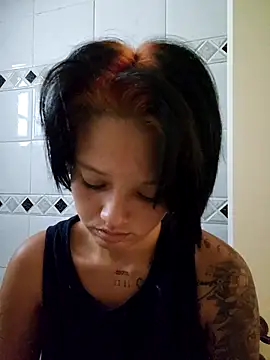 Snapshot of LorenRosse chatting on 28, 9, 2025 LorenRosse online show from 28, 9, 2025