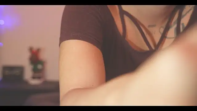 LorenRosse online show from 20, 12, 2025