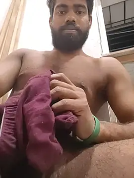 INDIANBOY7439 online show from 15, 4, 2026