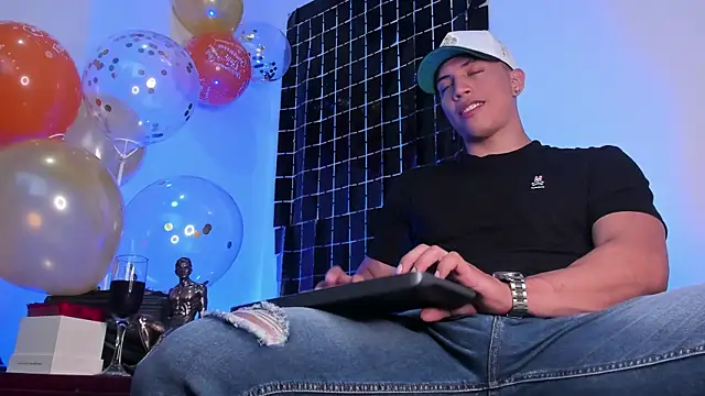 ThomsEvery  online show from 22, 3, 2025