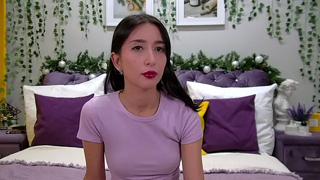 Snapshot of NicoleLimp chatting on 28, 12, 2024 NicoleLimp online show from 28, 12, 2024