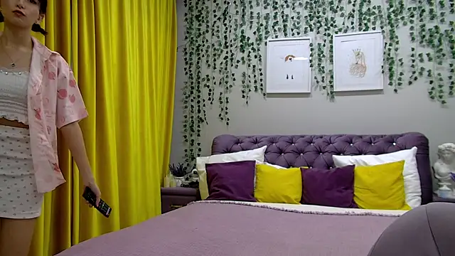 Snapshot of NicoleLimp chatting on 3, 2, 2025 NicoleLimp online show from 3, 2, 2025