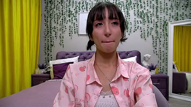 Snapshot of NicoleLimp chatting on 3, 2, 2025 NicoleLimp online show from 3, 2, 2025