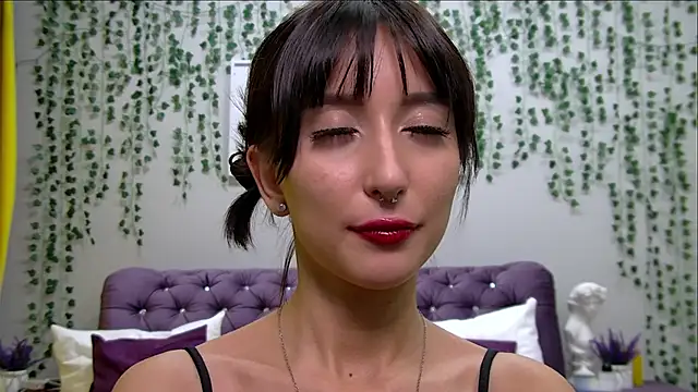 Snapshot of NicoleLimp chatting on 17, 2, 2025 NicoleLimp online show from 17, 2, 2025