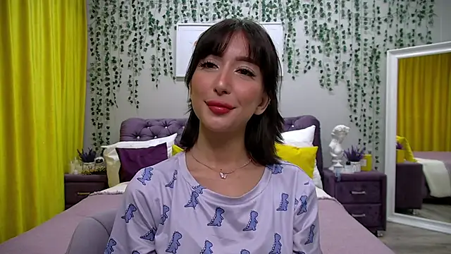 Snapshot of NicoleLimp chatting on 7, 3, 2025 NicoleLimp online show from 7, 3, 2025