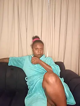 YourDreamLady22 online show from 25, 4, 2026