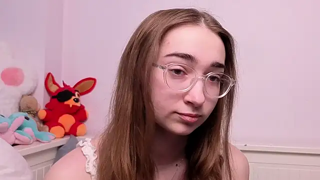PollyBeev online show from 6, 6, 2026