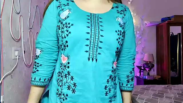 Hoty-Shivangi online show from 17, 7, 2026