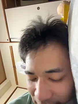 Snapshot of ryusei18570 chatting on 2, 3, 2025 ryusei18570 online show from 2, 3, 2025