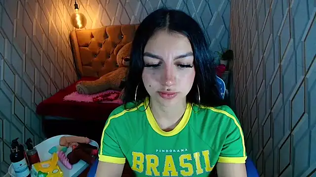Snapshot of Angelchristix chatting on 12, 5, 2026 Angelchristix online show from 12, 5, 2026