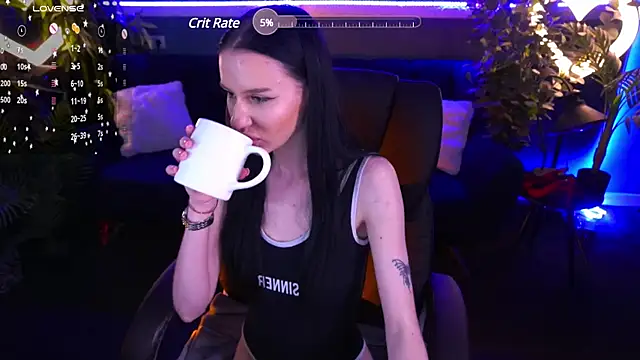 Snow WhiteeeX online show from 5, 3, 2025