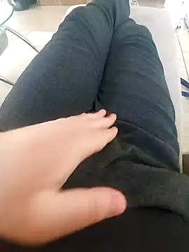 Snapshot of reelciii21 chatting on 4, 2, 2025 reelciii21 online show from 4, 2, 2025