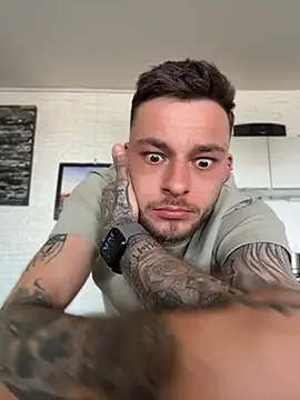 hottwoboys online show from 27, 4, 2026