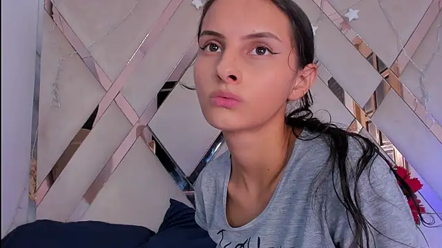 ninaht online show from 5, 1, 2026