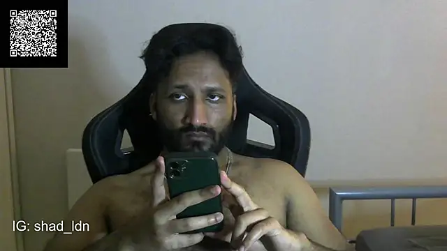 Snapshot of shadthebiguy chatting on 25, 12, 2024 shadthebiguy online show from 25, 12, 2024