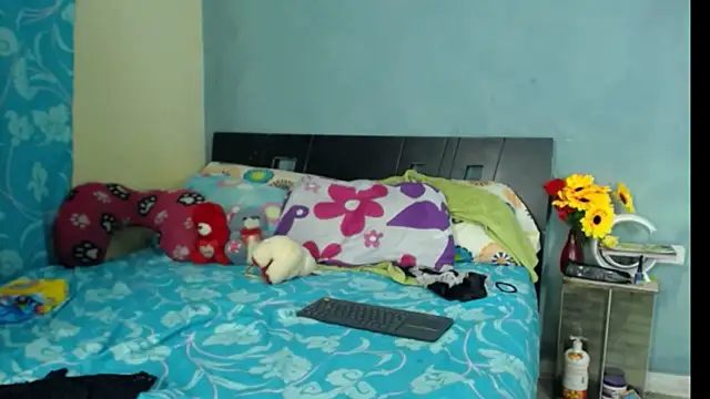 Snapshot of Madison__12 chatting on 25, 2, 2025 Madison 12 online show from 25, 2, 2025