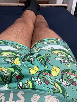 Snapshot of brit20yo chatting on 4, 12, 2025 brit20yo online show from 4, 12, 2025