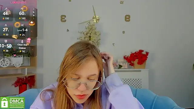 LayriantaVee online show from 3, 10, 2025