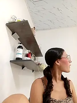 Ary-18 online show from 4, 10, 2025