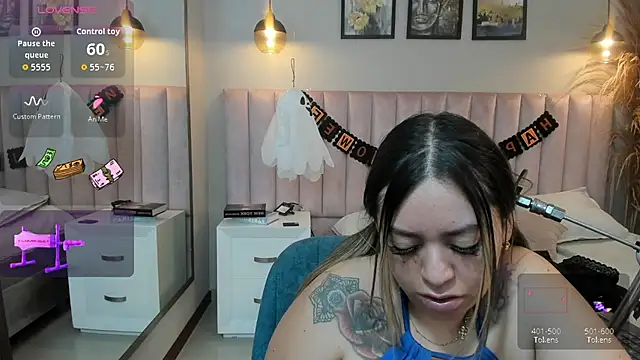 Snapshot of Annie_karlsson__ chatting on 23, 10, 2025 Annie karlsson online show from 23, 10, 2025