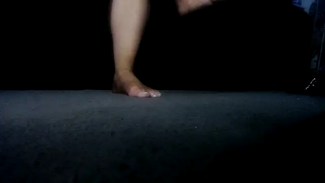 Niquitasparkles online show from 30, 1, 2025