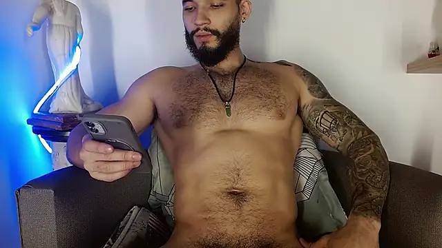 Morgann jones online show from 12, 6, 2026