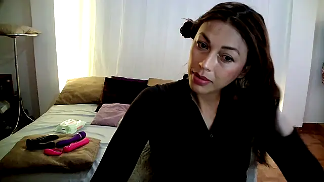 Hanna Charming online show from 15, 12, 2025