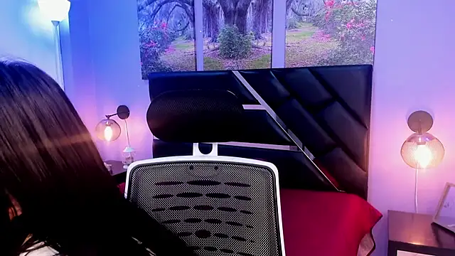 KimberlyVillaLobos online show from 19, 2, 2025