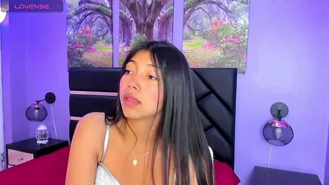 KimberlyVillaLobos online show from 10, 9, 2025