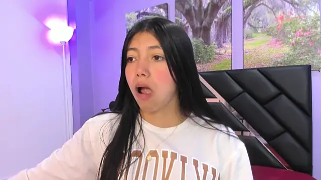 KimberlyVillaLobos online show from 30, 9, 2025