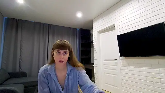 Daniella Lorente online show from 28, 5, 2026