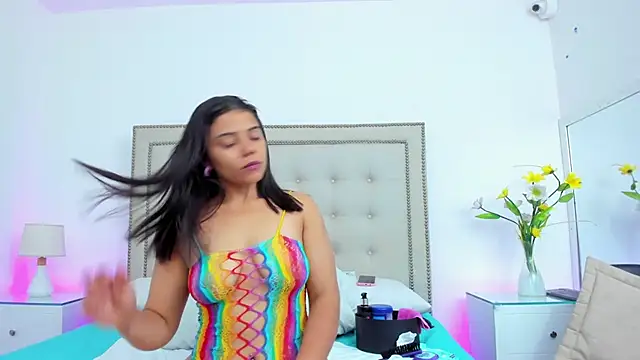 JulieeHabubu online show from 13, 3, 2026