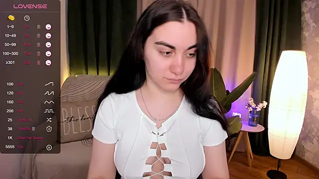 hannacheekss  online show from 12, 3, 2025