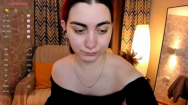 hannacheekss  online show from 16, 9, 2025