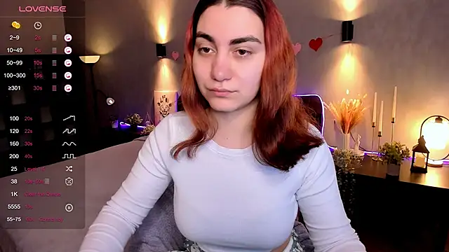 hannacheekss  online show from 7, 10, 2025