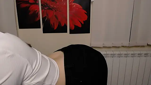 Snapshot of AliceSexyyy_ chatting on 9, 12, 2024 AliceSexyyy online show from 9, 12, 2024