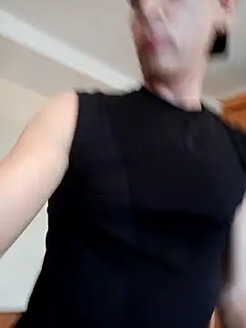 Snapshot of ElyasMatt chatting on 21, 3, 2025 ElyasMatt online show from 21, 3, 2025