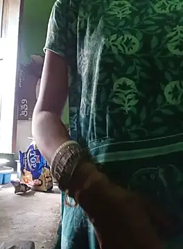 Snapshot of riteshika chatting on 1, 10, 2025 riteshika online show from 1, 10, 2025