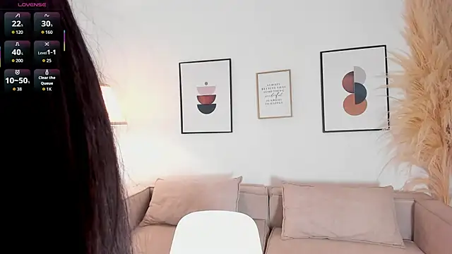 valka wolfe online show from 15, 9, 2025