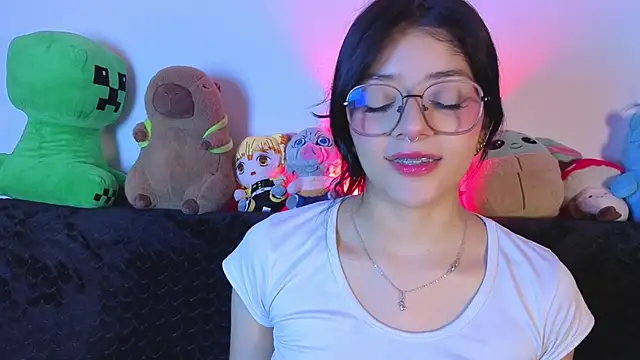 Snapshot of lana_dol chatting on 7, 4, 2026 lana dol online show from 7, 4, 2026