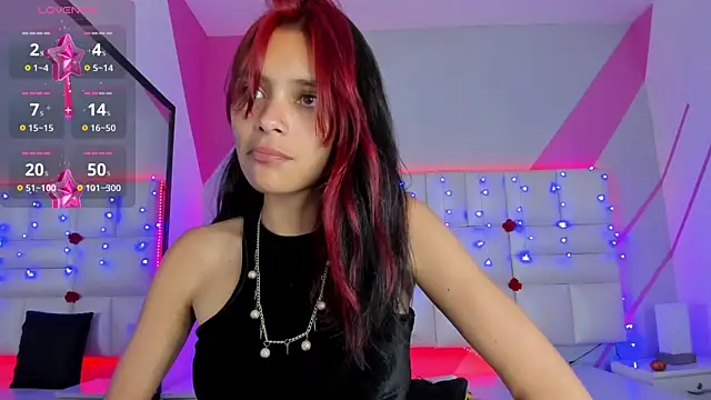 Snapshot of Salome_rouse1 chatting on 8, 2, 2025 Salome rouse1 online show from 8, 2, 2025