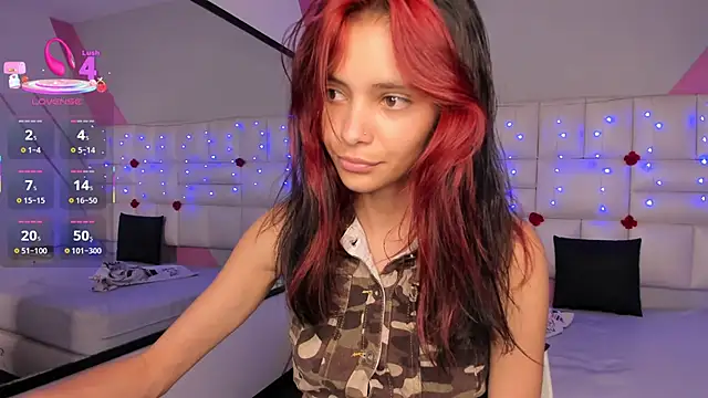 Snapshot of Salome_rouse1 chatting on 10, 3, 2025 Salome rouse1 online show from 10, 3, 2025