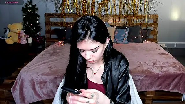 SweetyDeviliya online show from 25, 1, 2025