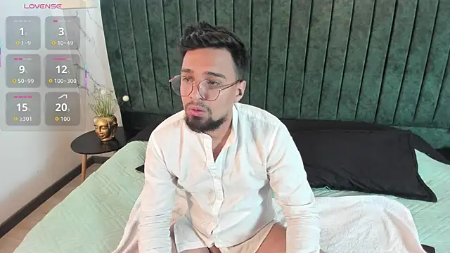 Snapshot of Edward_max chatting on 27, 3, 2026 Edward max online show from 27, 3, 2026