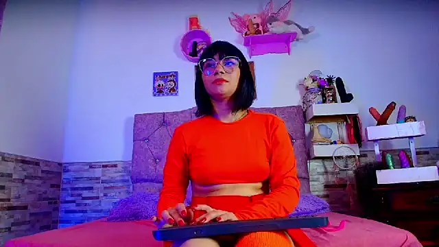 Melannytaylor online show from 11, 3, 2026